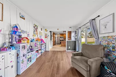 270 Singingwood Drive, Holbrook, NY 11741 - Photo 16