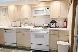 154-07 24th Rd, Whitestone, NY 11357 - Photo 14