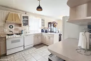 154-07 24th Rd, Whitestone, NY 11357 - Photo 4