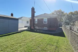 154-07 24th Rd, Whitestone, NY 11357 - Photo 14