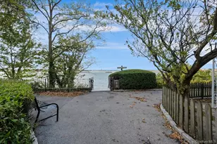 24 Magnolia Pl, Bronx, NY 10465 - Photo 20