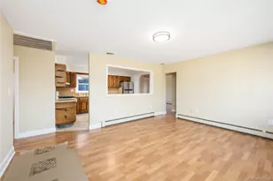 38 Pleasant Dr, Carmel, NY 10512 - Photo 4