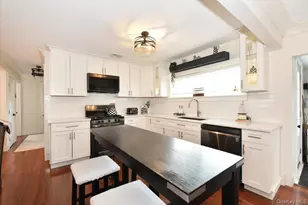 321 Brendan Ave, Massapequa, NY 11758 - Photo 14
