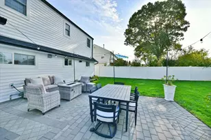 321 Brendan Ave, Massapequa, NY 11758 - Photo 28