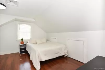 321 Brendan Avenue, Massapequa, NY 11758 - Photo 22