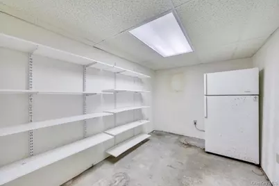 47 Evelyn Court, Manorville, NY 11949 - Photo 36