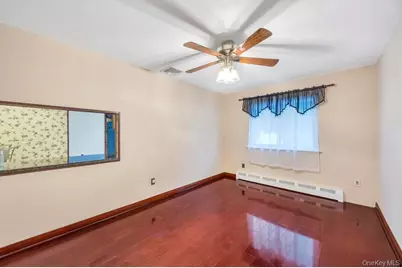 47 Evelyn Court, Manorville, NY 11949 - Photo 16