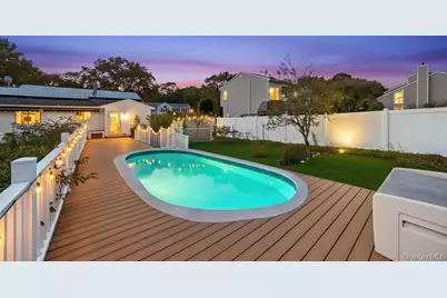 47 Evelyn Court, Manorville, NY 11949 - Photo 10