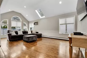 37 Angle Ln, Hicksville, NY 11801 - Photo 10