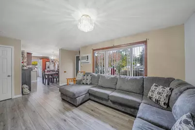 24 Chanel Drive, Brentwood, NY 11717 - Photo 8