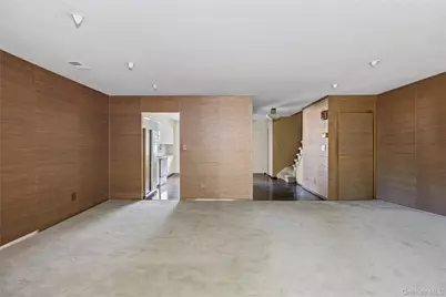 78 Hayloft Court, Huntington Station, NY 11746 - Photo 18