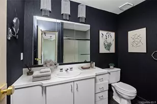 78 Hayloft Ct, Huntington Station, NY 11746 - Photo 26