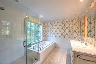 8 Fish Creek Ln, Remsenburg, NY 11960 - Photo 22