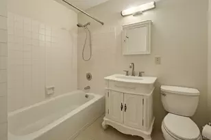 152-18 Union Tpke, Kew Gardens, NY 11367 - Photo 10