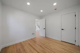 120 Cherry Dr W, Plainview, NY 11803 - Photo 18