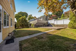 287 Mary Lou Ave, Yonkers, NY 10703 - Photo 6