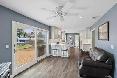 11 Pembrook Drive, Stony Brook, NY 11790 - Photo 16