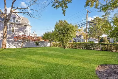 215 Conklin Street, Farmingdale, NY 11735 - Photo 40