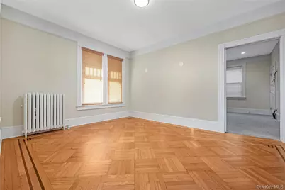 215 Conklin Street, Farmingdale, NY 11735 - Photo 28