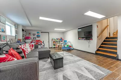 850 Ibsen Street, Woodmere, NY 11598 - Photo 14