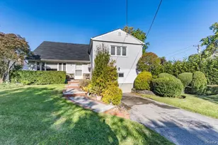 850 Ibsen St, Woodmere, NY 11598 - Photo 16