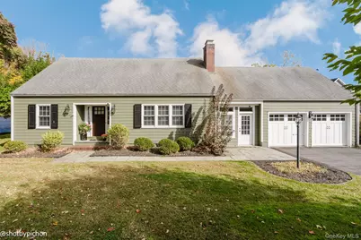 102 Cedar Avenue, Poughkeepsie, NY 12603 - Photo 2
