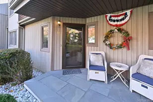 13 Meadowlark Cir, Peekskill, NY 10566 - Photo 2