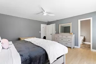 137 South Rd, Westhampton, NY 11977 - Photo 32