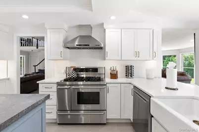 137 South Road, Westhampton, NY 11977 - Photo 20