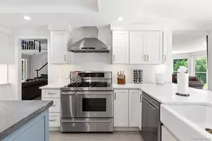 137 South Rd, Westhampton, NY 11977 - Photo 20
