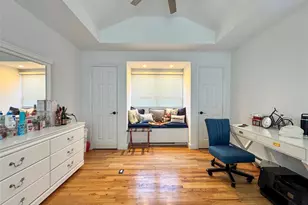 137 South Rd, Westhampton, NY 11977 - Photo 26