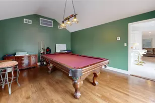 137 South Rd, Westhampton, NY 11977 - Photo 10