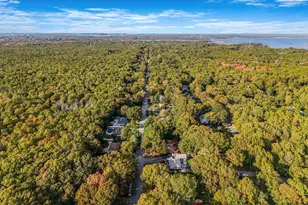 484 Brookhaven Ave, Riverhead, NY 11901 - Photo 34