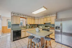 484 Brookhaven Ave, Riverhead, NY 11901 - Photo 14