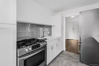 4320 Van Cortlandt Park East #5A, Bronx, NY 10470 - Photo 4
