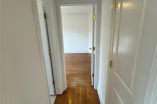 10 Wright Pl, Scarsdale, NY 10583 - Photo 8