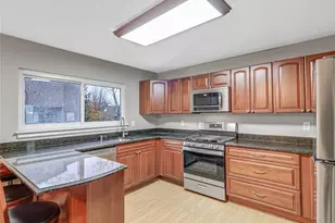 17 Timberline Dr, Nanuet, NY 10954 - Photo 4
