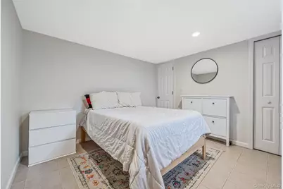 4 Sullivan Avenue, Farmingdale, NY 11735 - Photo 34