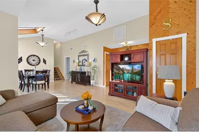 15 Woodbine Drive, Mahopac, NY 10541 - Photo 6