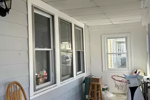 1 Gray St, Poughkeepsie, NY 12603 - Photo 2