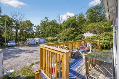 67 Main Street, Bloomingburg, NY 12721 - Photo 28