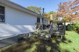 12 Applegate Dr, Mastic, NY 11950 - Photo 24