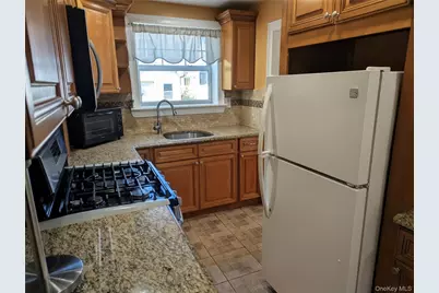 115-100 Springfield Boulevard, Cambria Heights, NY 11411 - Photo 6