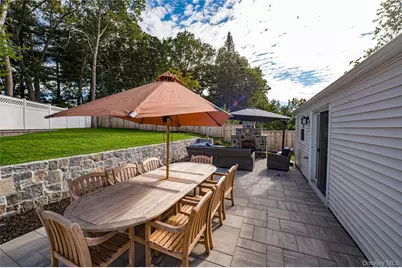 159 Saint Nicholas Avenue, Smithtown, NY 11787 - Photo 20