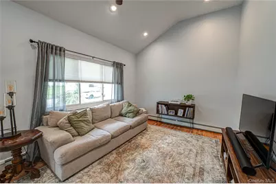 159 Saint Nicholas Avenue, Smithtown, NY 11787 - Photo 8