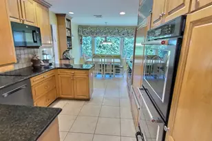 3391 Fairway Rd, Oceanside, NY 11572 - Photo 10