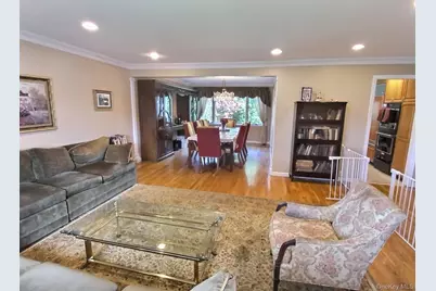 3391 Fairway Road, Oceanside, NY 11572 - Photo 6