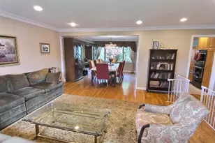 3391 Fairway Rd, Oceanside, NY 11572 - Photo 6
