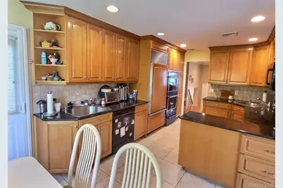 3391 Fairway Road, Oceanside, NY 11572 - Photo 14