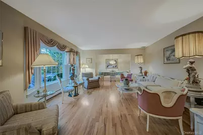 7 Hill Drive, Port Jefferson, NY 11777 - Photo 6